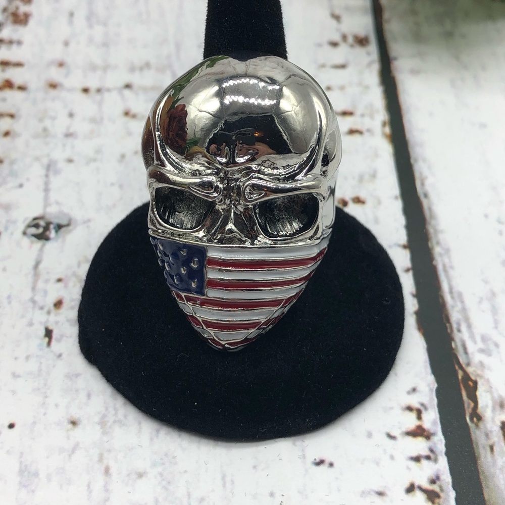 Stainless steel skull/American flag biker ring